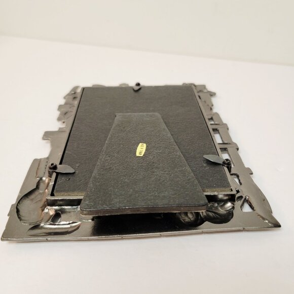 Vtg Pewter Free Standing Country Farm Theme Chicken Lantern Picture Photo Frame - Picture 5 of 5